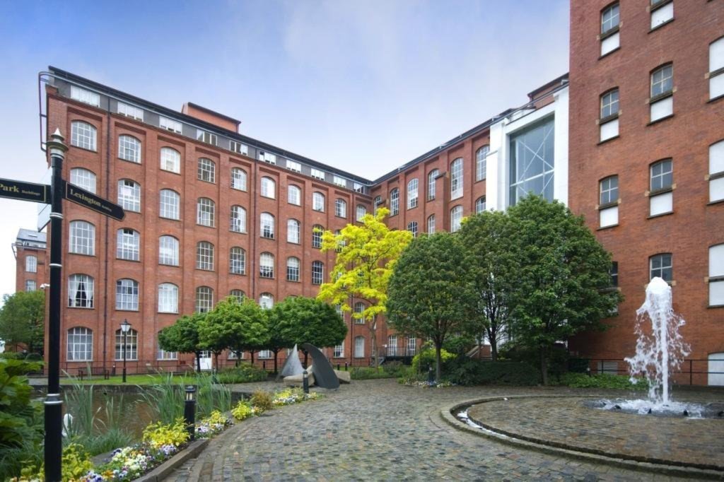 Stunning one bedroom apartment in the Bow Quarter development LT REF