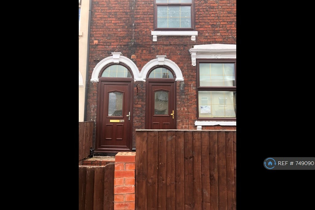 3 bedroom house in St. Pauls Road, Smethwick, B66 (3 bed) (749090