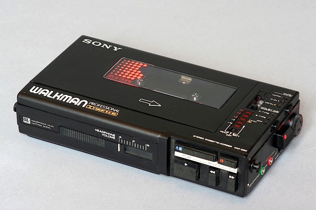 SONY Walkman WMD6C Only £250 on Ebay £999 !!! in Hendon, London