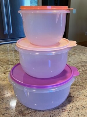 Tupperware CLASSIC FLAT BOTTOM MIXING BOWL SET of 3 ~ 5/8/12 Cup ~ BRAND NEW!