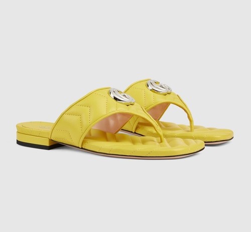 GUCCI GG Marmont Yellow Flats Thong Sandals Leather 771585