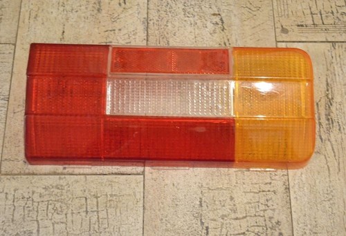 Lada 2107 Riva Rear Tail Light Assembly SET Left and Right Lada 2107 Riva Rear Tail Light Assembly SET Left and Right