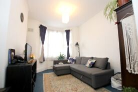 ONE BED GARDEN FLAT - MINS TO TO TUBE AND SHOPS - CALL TO VIEW