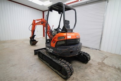2007 KUBOTA U35 TRACK EXCAVATOR, 4.2 TON COMPACT EXCAVATOR, THUMB!