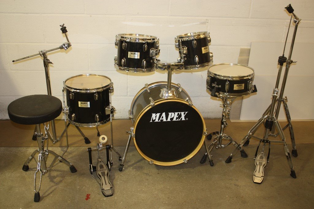 Mapex V Series Black 5 Piece Full Drum Kit (18 inch bass) with All