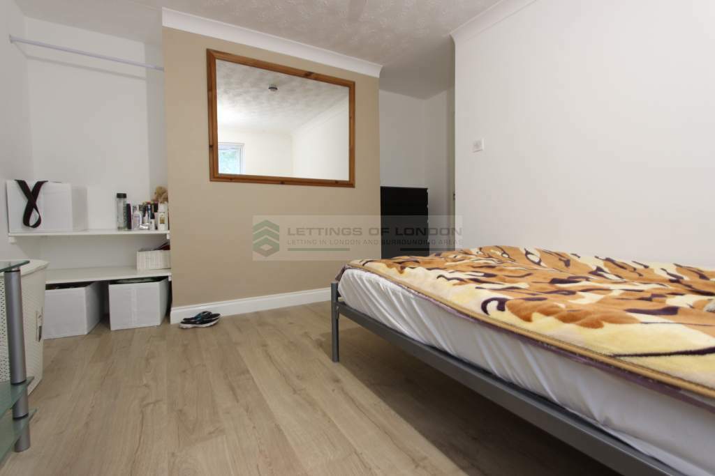 1 bedroom house in Goldings Crescent, Hatfield, AL10 | in ...