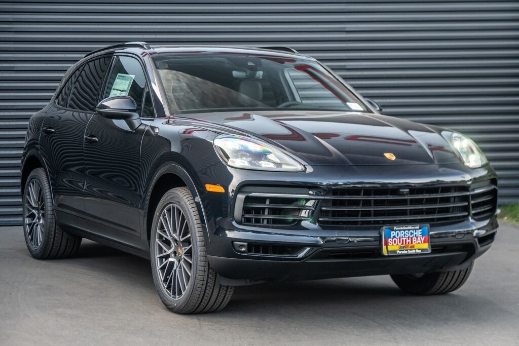 2021 Porsche Cayenne 10 Miles Moonlight Blue Metallic 4d Sport Utility