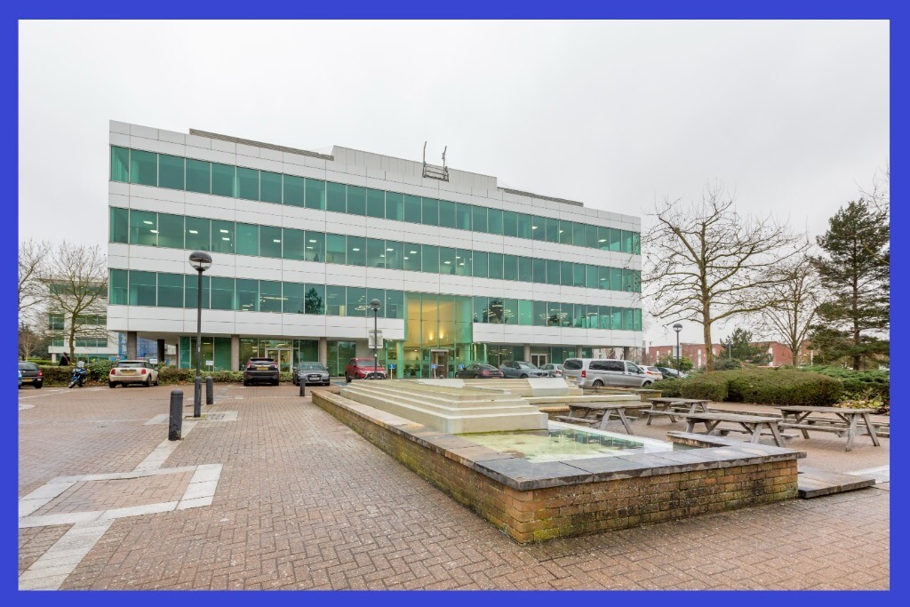 Hatfield AL10 9NA, 1ws 430 sqft serviced office to rent at Titan