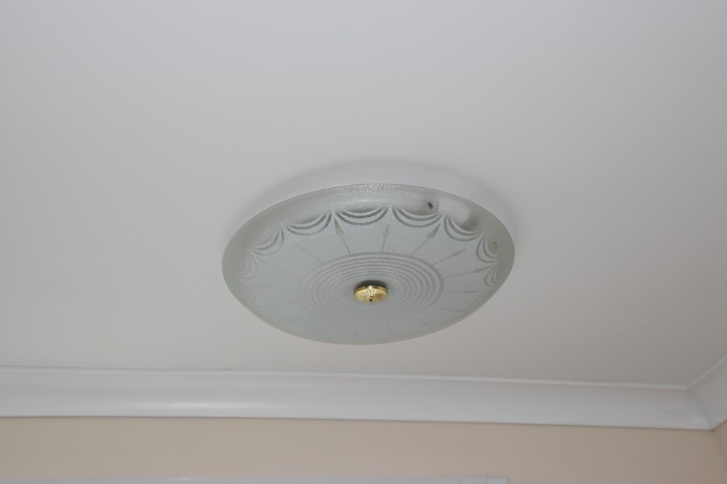 Low Profile Circular Fluorescent Lights And Tubes X 6 For Sale In
