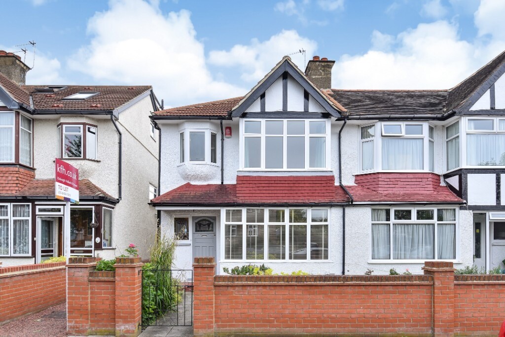 Find 3 Bedroom Houses For Sale In Bromley London Zoopla