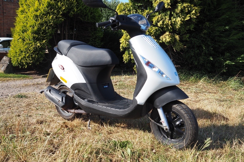 Piaggio ZIP 2T 50cc Scooter - September 2014 | in Nottingham ...