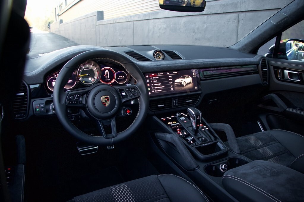 2022 Porsche Cayenne Coupe Turbo Gt 1,498 Miles Arctic Grey 4d Sport