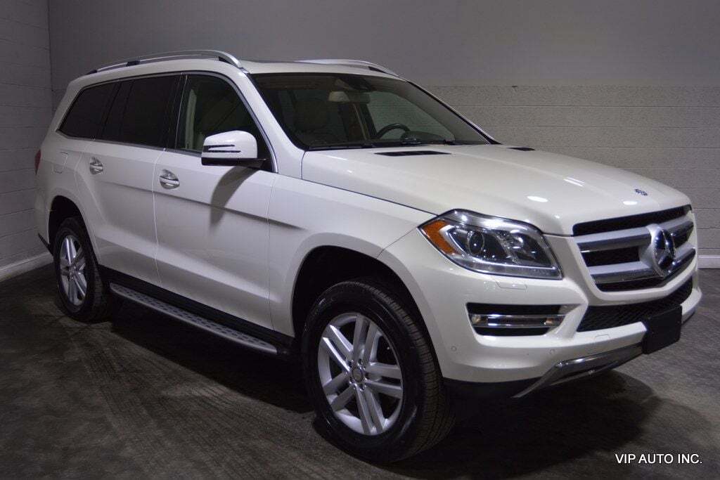 Arctic White Mercedes-Benz GL-Class with 126,464 Miles available now!