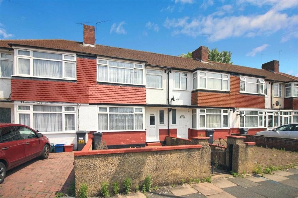 4 BEDROOM HOUSE TO LET in Heathrow, London Gumtree
