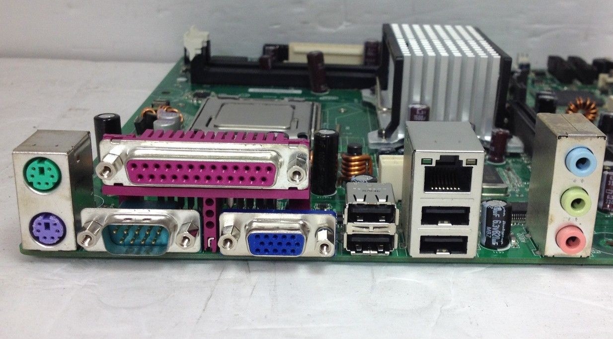 Intel D945GCCRG1 Socket LGA775 DDR2 Motherboard W/ Pentium Dual Core 1.60GHz CPU