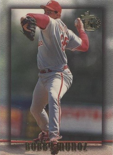 1995 Topps Embossed - Bobby Munoz #80