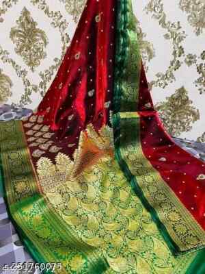 Women's Traditional Gold Heavy Zari Embroidery Wedding collection Banarasi Saree
