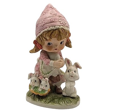 Vintage ROYAL CROWN Adorable Little Girl With Rabbits Porcelain Figurine 6'' FD1