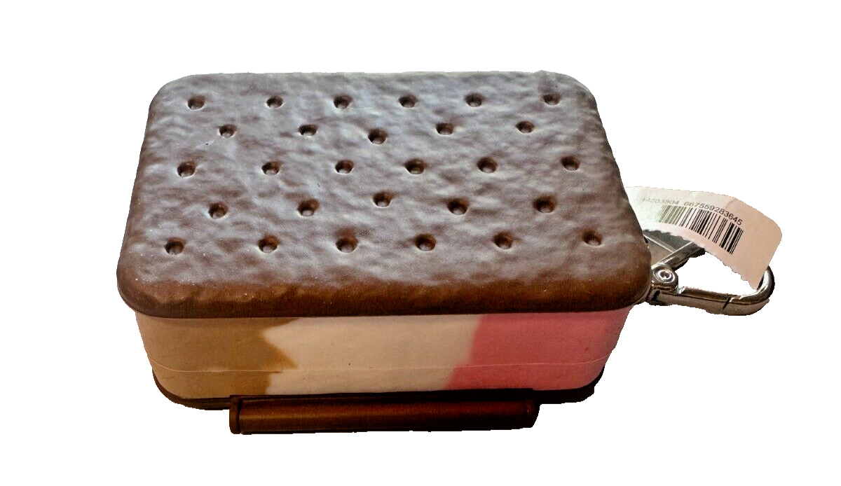 Neapolitan Ice Cream Sandwich Bar