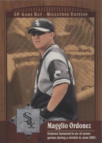 2001 SP Game Bat Edition Milestone - Magglio Ordonez #38