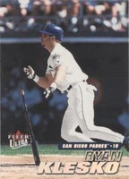 2001 Fleer Ultra - Ryan Klesko #89
