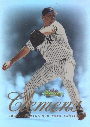 2000 Fleer Showcase - Roger Clemens #18