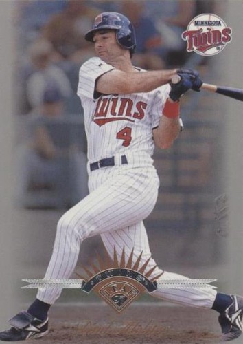 1997 Leaf - Paul Molitor #24