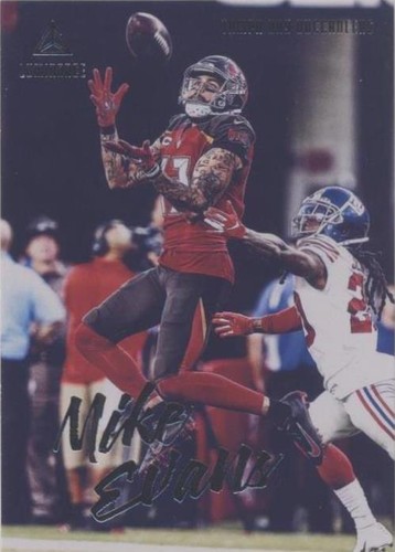 2020 Panini Luminance Mike Evans #92