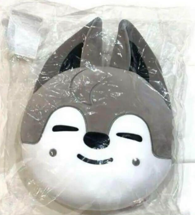 SKZOO PLUSH CUSHION ウルフチャン Stray Kids SKZOO Wolf Bang Chan Plush Cushion Official