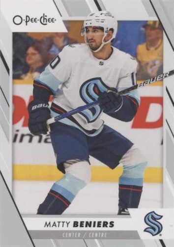 2023-24 O-Pee-Chee - Matty Beniers #40