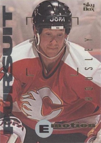 1995-96 Skybox Emotion - Phil Housley #22
