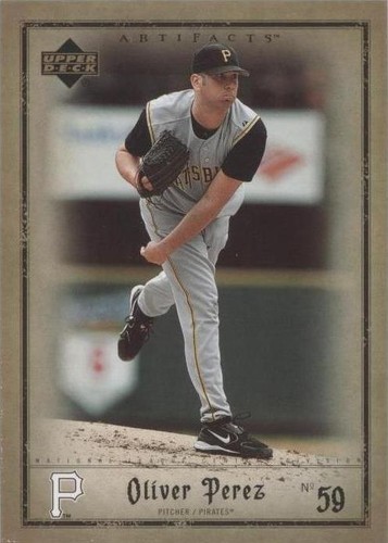 2006 Upper Deck Artifacts - Oliver Perez #70