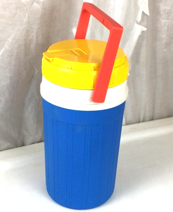 Vintage Igloo 1/2 Half Gallon 12