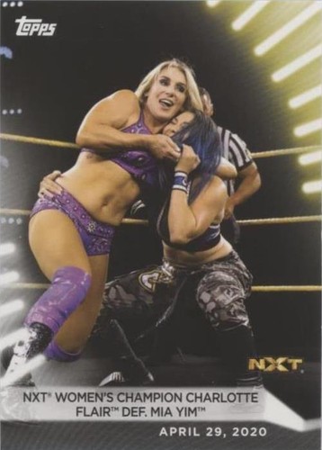 シャーロット・フレアー 直筆サインカード /50 charlotte flair