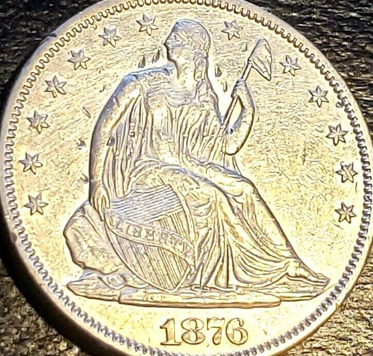 1876 - USA Liberty Seated Half Dollar - Variety 4