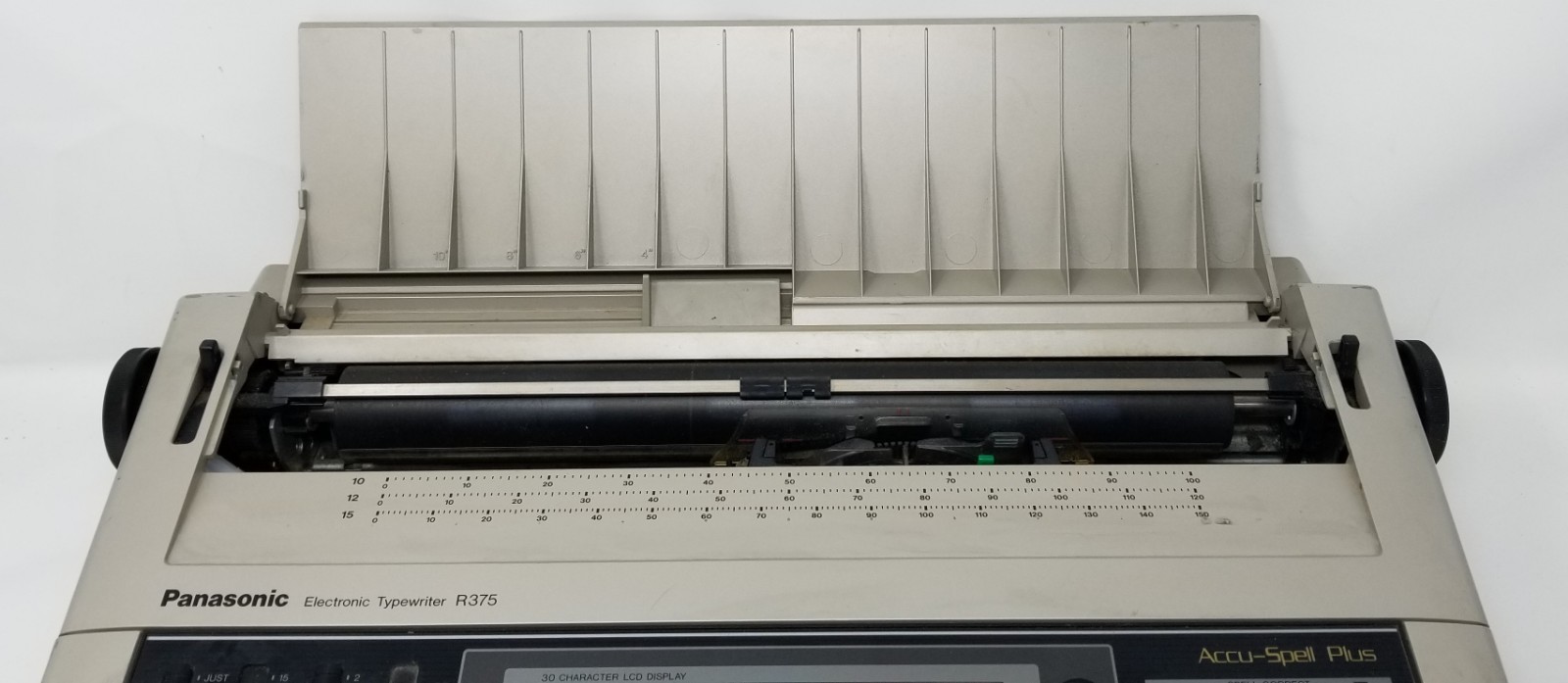 Panasonic R375 Electronic Correcting Typewriter Accu-Spell Plus - Ships FREE