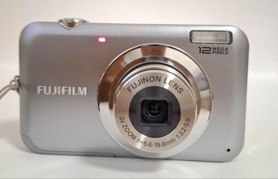 FUJIFILM　FinePix JV100 シルバー Amazon.com : Fujifilm FinePix JV100 12 MP Digital Camera