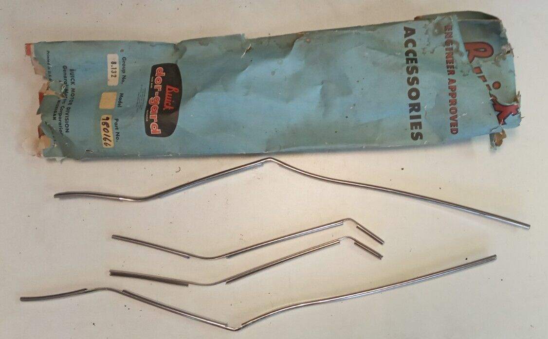 英　0628 1961 1962 Buick Special Special Deluxe Accessory 4 Door Edge