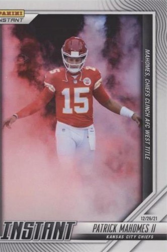 2021 Panini Instant NFL Patrick Mahomes II #154