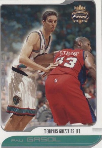 2001-02 Fleer Focus Jersey Edition - Pau Gasol #113