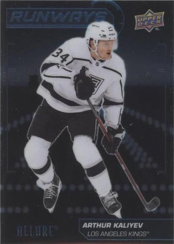 2022 Upper Deck Allure Color Flow Red Orange Spectrum /100