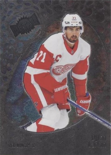 2022-23 Skybox Metal Universe - Dylan Larkin #83