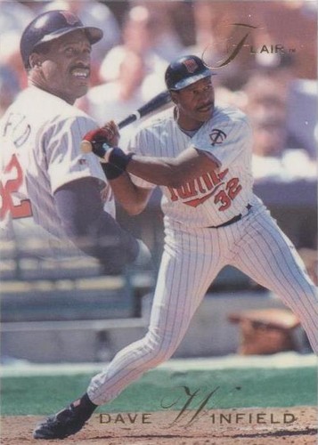 1993 Flair - Dave Winfield #243
