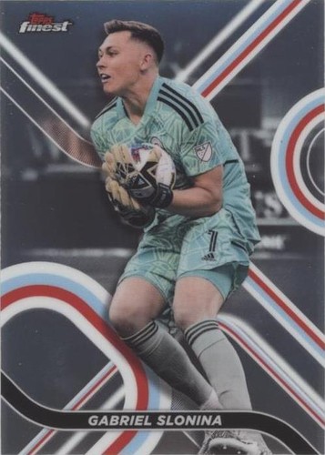 2022 Topps Finest MLS Gabriel Slonina #8