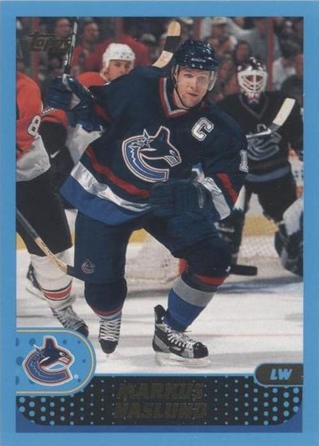 2001-02 Topps - Markus Naslund #15