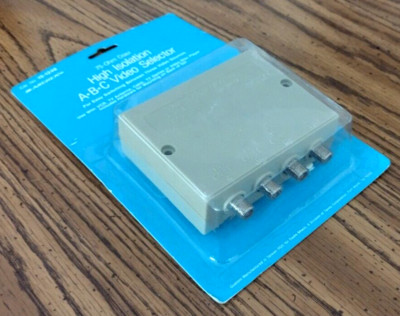 NOS Radio Shack 75 Ohm Coax High Isolation A B C Video Selector Archer 15-1248