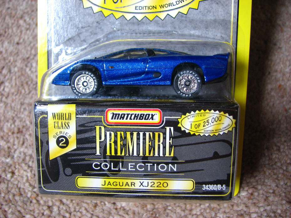 Matchbox cars PREMIERE COLLECTION JAGUAR XJ220 WORLD CLASS