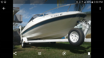 2000 Bayliner Cuddy Cabin