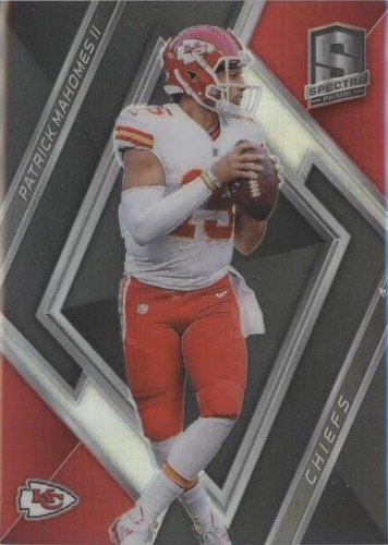 2018 Panini Spectra Patrick Mahomes II #32