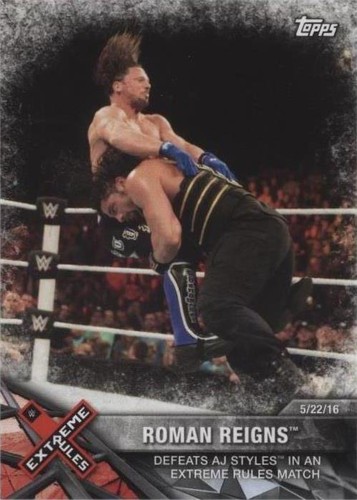 2017 Topps WWE Road to Wrestlemania - Roman Reigns #88